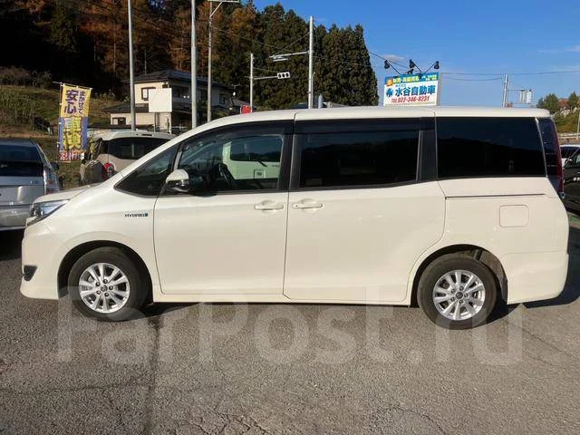 Toyota Noah. �������, ��������, 1.8 (99��.�.), ������, 33 000����. ��, �/�. ��� ����� �� ������������ ����