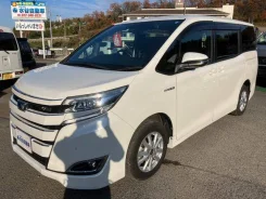 Toyota Noah. �������, ��������, 1.8 (99��.�.), ������, 33 000����. ��, �/�. ��� ����� �� ������������ ����