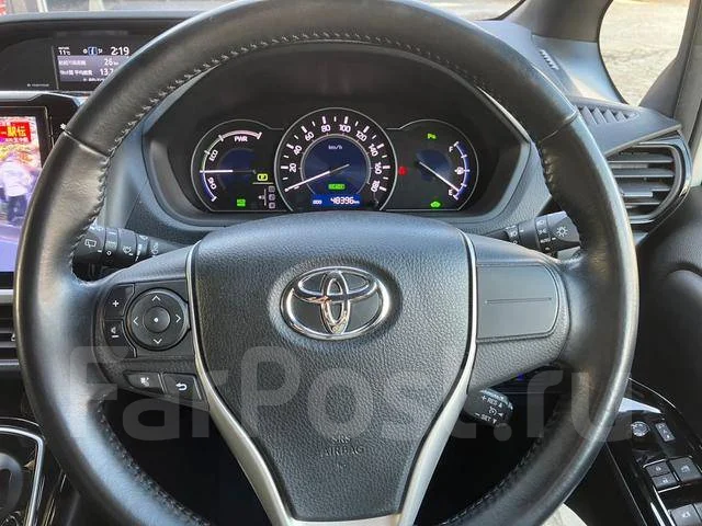 Toyota Noah. �������, ��������, 1.8 (99��.�.), ������, 33 000����. ��, �/�. ��� ����� �� ������������ ����