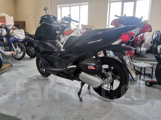 Honda pcx best sale 2018 price