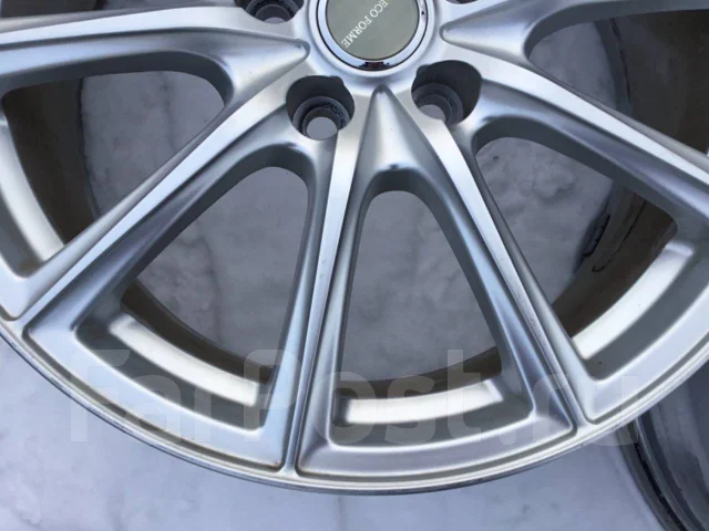 Bridgestone. 8.0x18", 5x114.3, ET45, �� 60,1���. ����