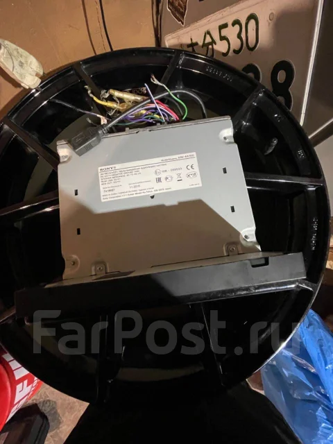 Sony XAV-AX100 ����