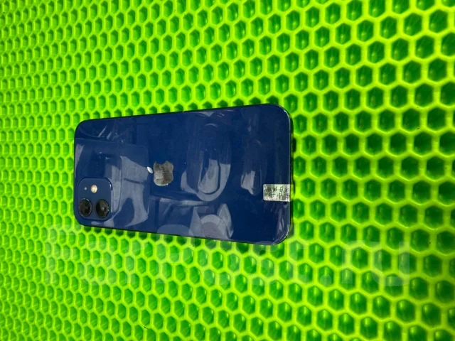 Apple iPhone 12. �/�, 128 ��, ����� ����