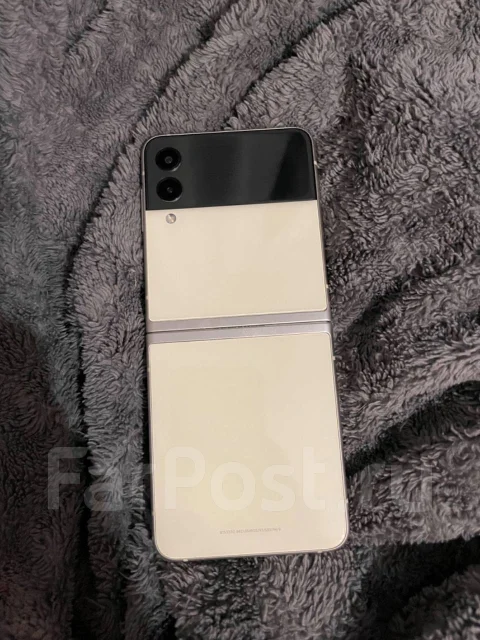Samsung Galaxy Z Flip. �/�, 256 �� ����