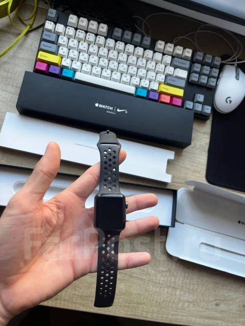 Apple Watch Series 3 Nike+ ����