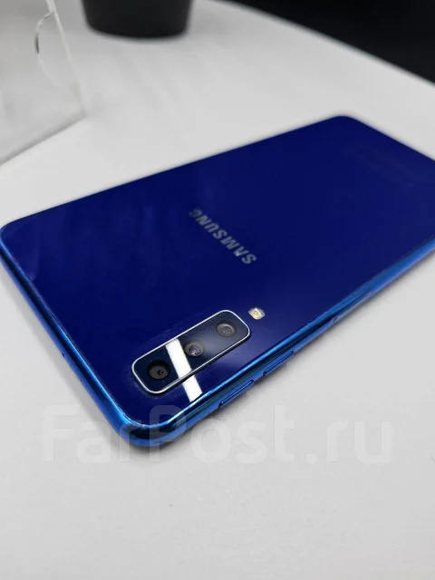 Samsung Galaxy A7 2018. �/�, 64 ��, �����, 3G, 4G LTE, Dual-SIM, NFC ����