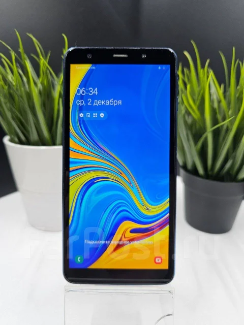 Samsung Galaxy A7 2018. �/�, 64 ��, �����, 3G, 4G LTE, Dual-SIM, NFC ����