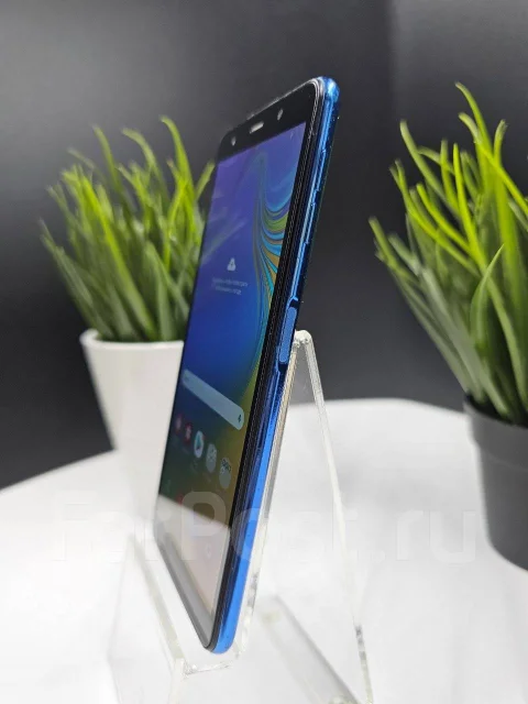 Samsung Galaxy A7 2018. �/�, 64 ��, �����, 3G, 4G LTE, Dual-SIM, NFC ����