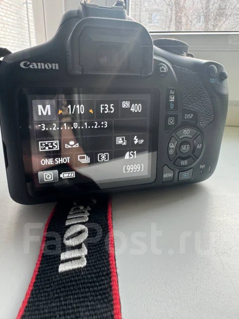 Canon EOS 2000D ����
