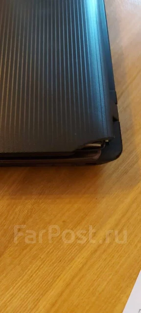 Asus K53SJ. 15.6", 2,1����, ��� 4 ��, ���� 320���, WiFi: 1, Bluetooth: 1 ����