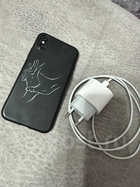 Apple iPhone X. �/�, 64 �� ����