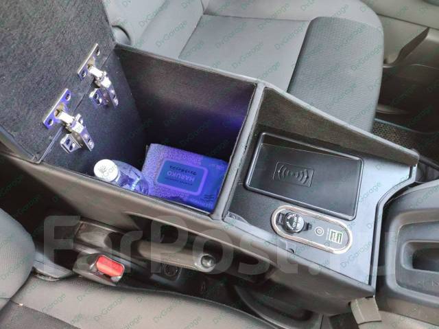 Подлокотник Nissan NV200 купить во Владивостоке по цене: 9 999 ...