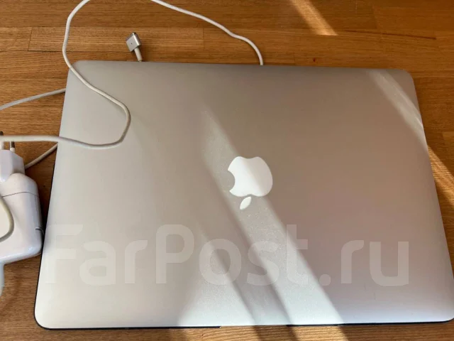 Apple MacBook Air 13 2017 Mid MQD32. 13", 1,8����, ��� 8 ��, ���� 128���, WiFi: 1, Bluetooth: 1, ����������� �� 10��. ����