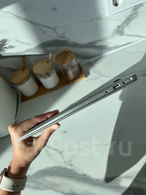 Apple MacBook Air 13 2017 Mid ����