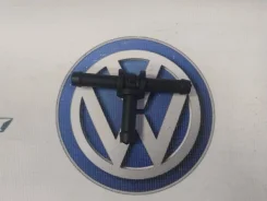 ������� ������� ���������� Volkswagen Passat 2005-2010 N90693001 ����