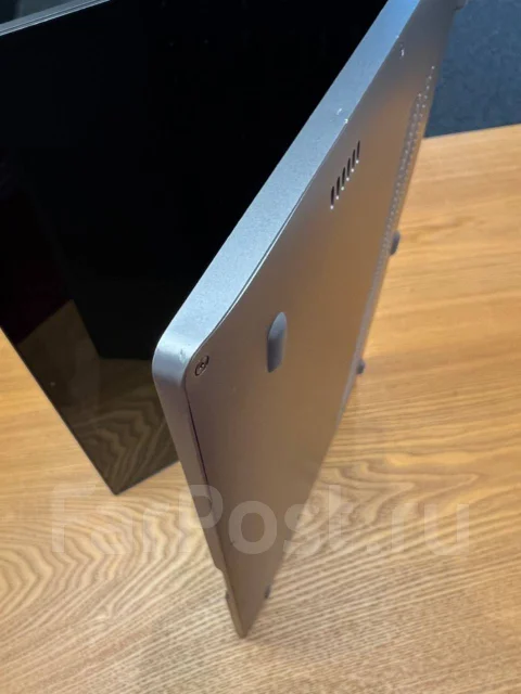 Xiaomi Mi Notebook Pro 15.6. 15.6", 1,8����, ��� 8 ��, ���� 256���, WiFi: 1, Bluetooth: 1, ����������� �� 8��. ����