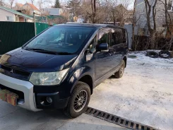 Mitsubishi Delica D:5 ����