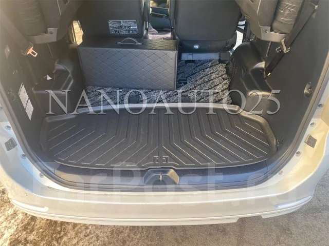 ������ � �������� 3D-LUX ��� Noah Voxy (2007-2013) ������ WeatherTech