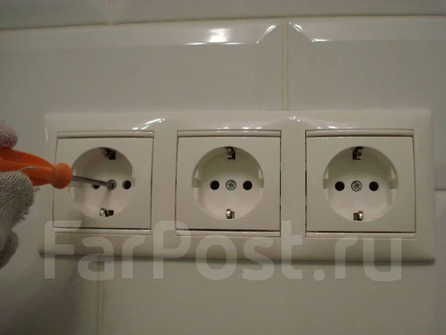 Мастер, Монтаж карниз, кронштейн, часов, картин, грамот. WhatsApp в ...