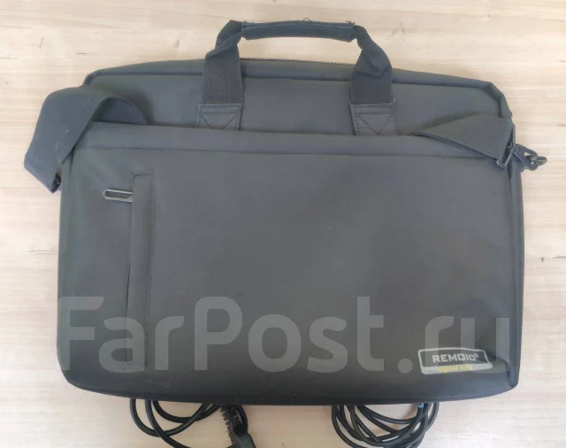 HP Pavilion 13. 13.3", 1,2����, ��� 4 ��, ���� 256���, WiFi: 1, Bluetooth: 1 ����