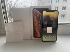 Apple iPhone Xs. �/�, 64 ��, ������� ����