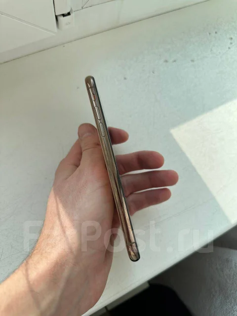 Apple iPhone Xs. �/�, 64 ��, �������, 3G, 4G LTE, NFC ����