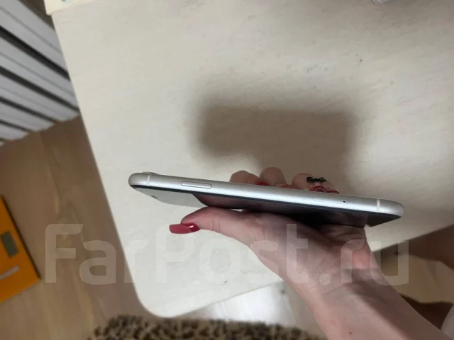 Apple iPhone Xr. �/�, 128 �� ����
