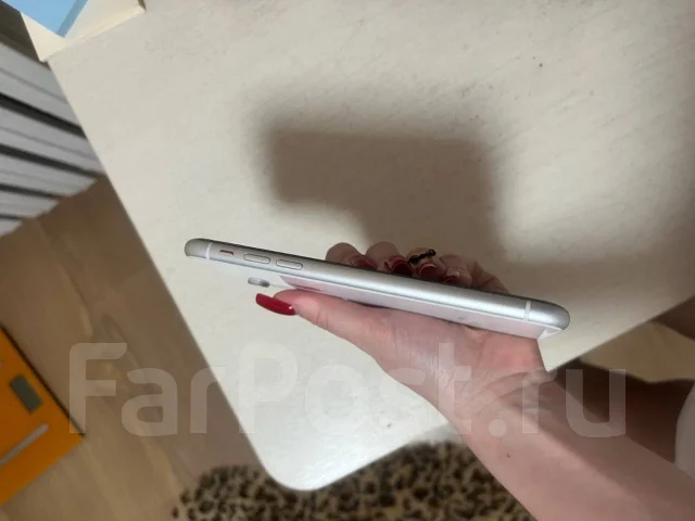 Apple iPhone Xr. �/�, 128 �� ����