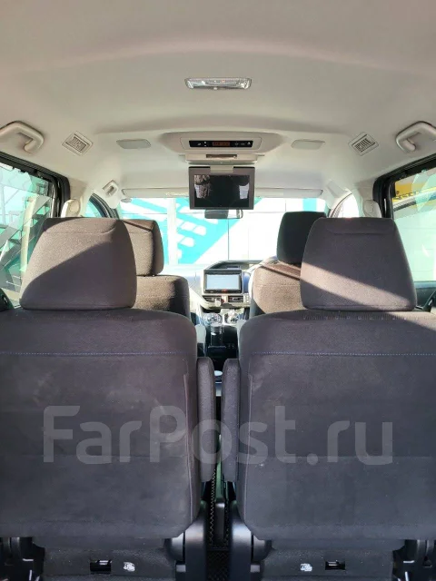 Toyota Noah. ��������, ��������, 1.8 (98��.�.), ������, 124 000����. �� ����