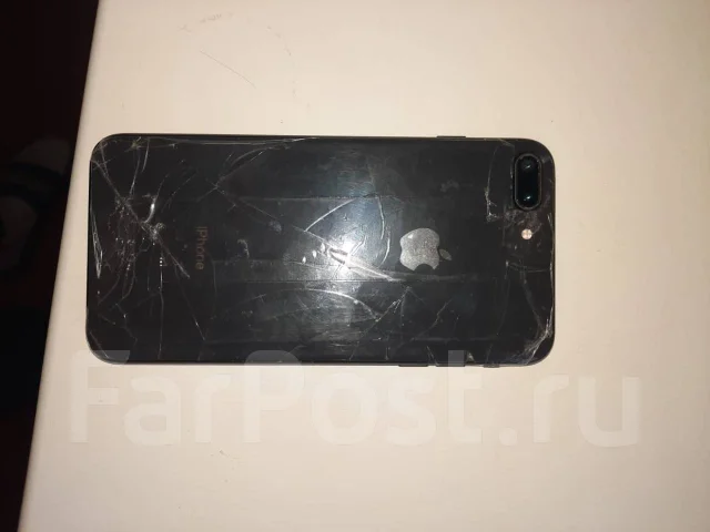 Apple iPhone 8 Plus. �/�, 64 ��, ������, 4G LTE, NFC ����
