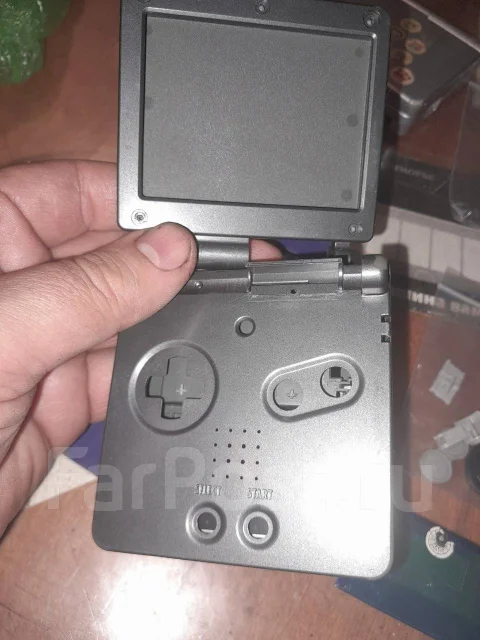 Nintendo Game Boy Advance SP ����