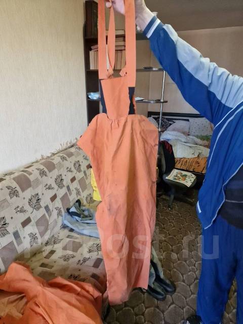 Костюм рыбака резиновый (оранжевый), б/у, в наличии. Цена: 2 000₽ во ...