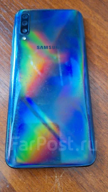 Samsung Galaxy A50. �/�, 64 ��, �����, 3G, 4G LTE, Dual-SIM, NFC ����