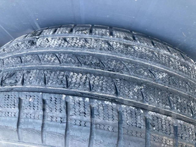 Hokuto Racing. 7.0x16", 5x100 ����