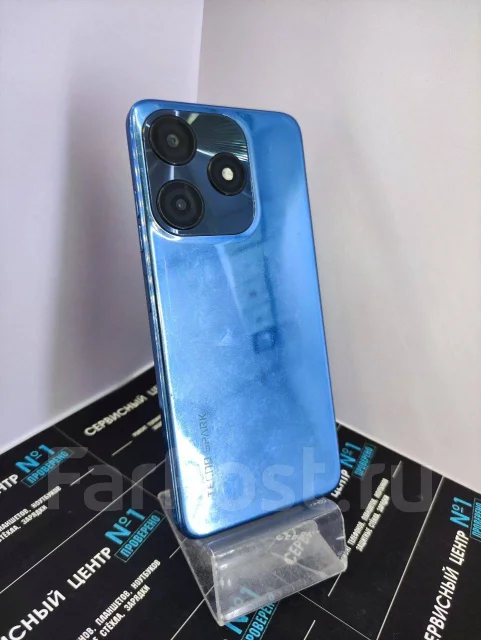 Tecno Spark 10C. �/�, 64 ��, �����, 4G LTE, Dual-SIM, NFC ����