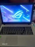 Asus VivoBook ����