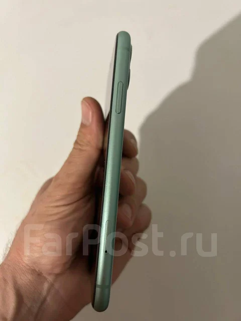 Apple iPhone 11. �/�, 64 ��, �������, 3G, 4G LTE, 5G ����