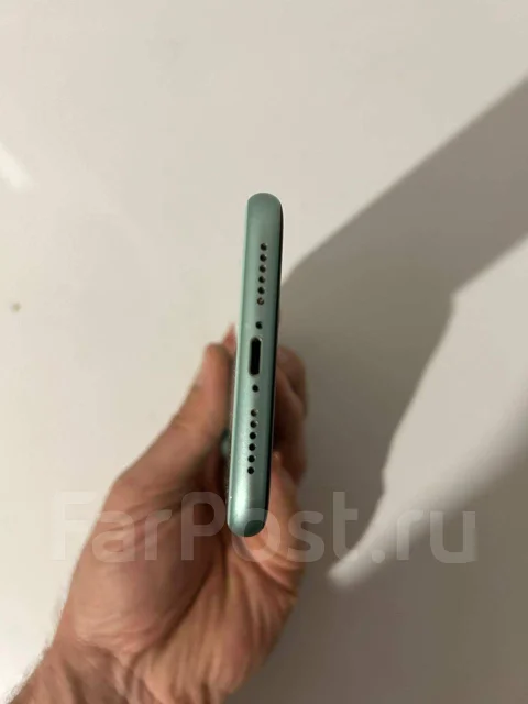 Apple iPhone 11. �/�, 64 ��, �������, 3G, 4G LTE, 5G ����