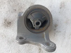 ������� ��������� Mitsubishi Lancer, ����� MR403670 ����