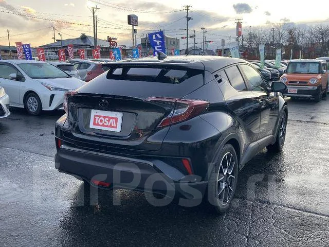 Toyota C-HR. ��������, 4wd, 1.2 (116��.�.), ������, 40 000����. ��, �/�. ��� ����� �� ������������ ����