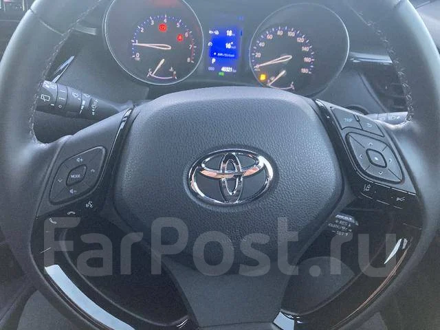 Toyota C-HR. ��������, 4wd, 1.2 (116��.�.), ������, 40 000����. ��, �/�. ��� ����� �� ������������ ����