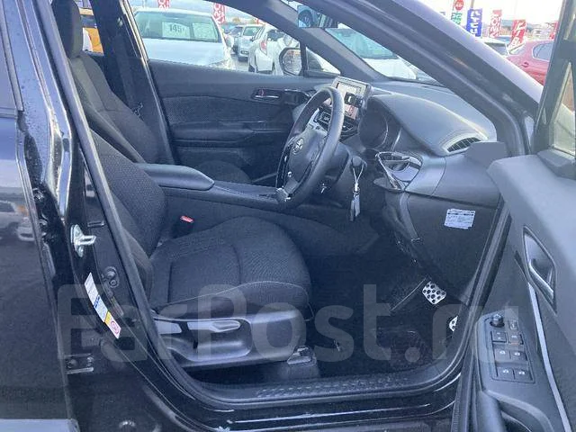 Toyota C-HR. ��������, 4wd, 1.2 (116��.�.), ������, 40 000����. ��, �/�. ��� ����� �� ������������ ����