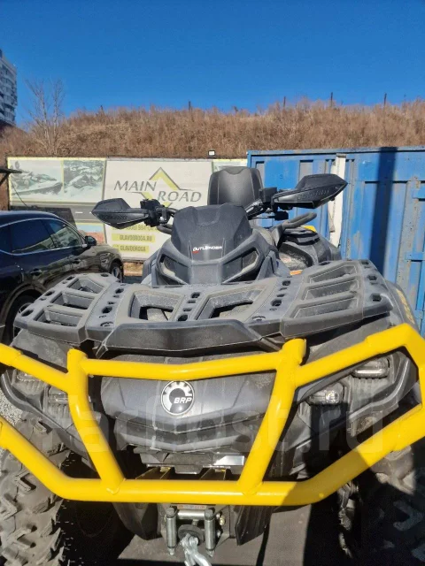 BRP Can-Am Outlander 1000R XT-P. ��������, ��, ��� ������� ����