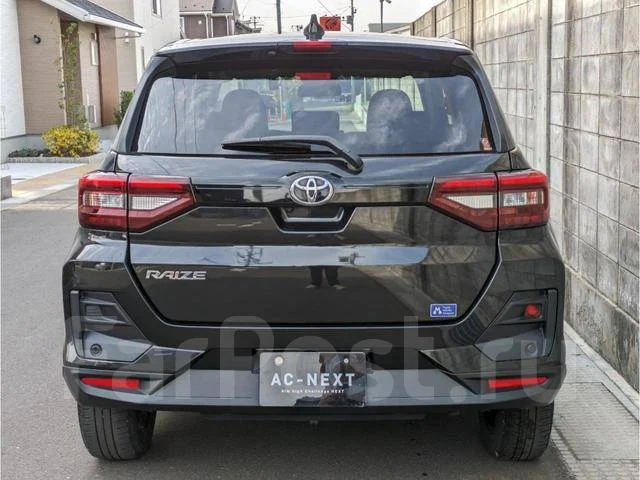Toyota Raize. ��������, 4wd, 1.0 (98��.�.), ������, 71 000����. ��, �/�. ��� ����� �� ������������ ����