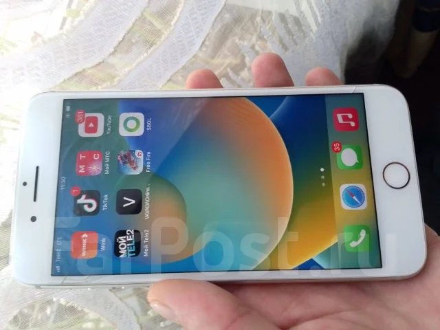 Apple iPhone 8 Plus. �/�, 64 ��, �����, 4G LTE ����