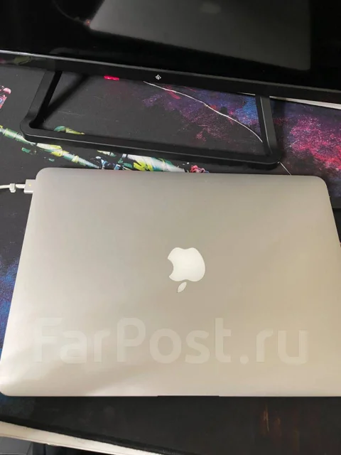Apple MacBook Air 13 2013 Mid MD761. 13", 1,3����, ��� 4 ��, ���� 128���, WiFi: 1, Bluetooth: 1, ����������� �� 6��. ����