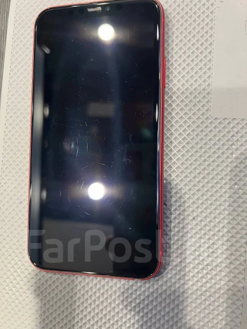 Apple iPhone 11. �/�, 64 ��, �������, 4G LTE, NFC ����