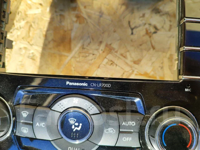 Panasonic CN-LR700DFA ����
