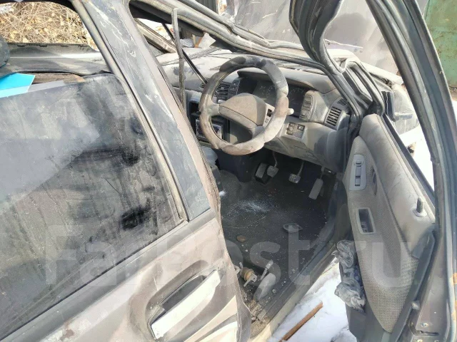 Nissan Prairie. NM11036260, CA20 S ����