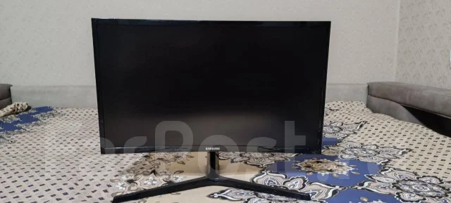 Samsung. 23.5", ���������� �� (LCD, LED, QLED) ����